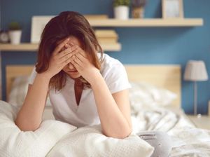 Sering Sakit Kepala Saat Bangun Tidur? Mungkin Ini Penyebabnya