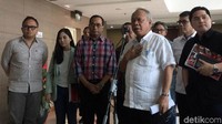 Usai rakor, Basuki mengatakan dirinya telah mempresentasikan program-program yang sudah dikerjakan di 2019 kepada wajah-wajah baru yang mengisi Kabinet Indonesia Maju. Dia berharap agar Menteri BUMN, Kepala BKPM, serta Menteri Pariwisata dan Ekonomi Kreatif bisa cepat menangkap program yang sudah berjalan.