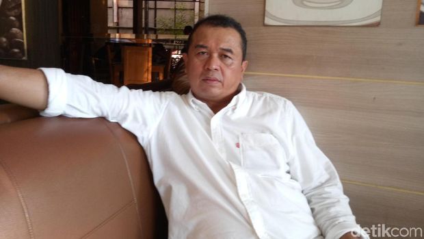 Kabid Humas Polda Jatim Kombes Frans Barung Mangera