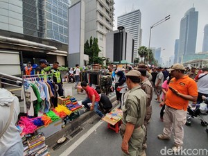 Dilarang di Bundaran HI! Ini Titik PKL Boleh Jualan di Area CFD