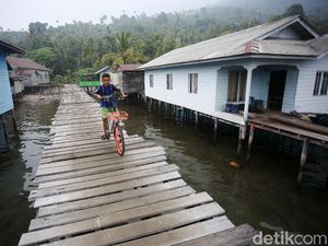Melihat Kehidupan Warga Pulau Tiga Barat Natuna