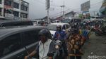 Penampakan Macet Saat Uji Coba Sistem 2-1 di Puncak