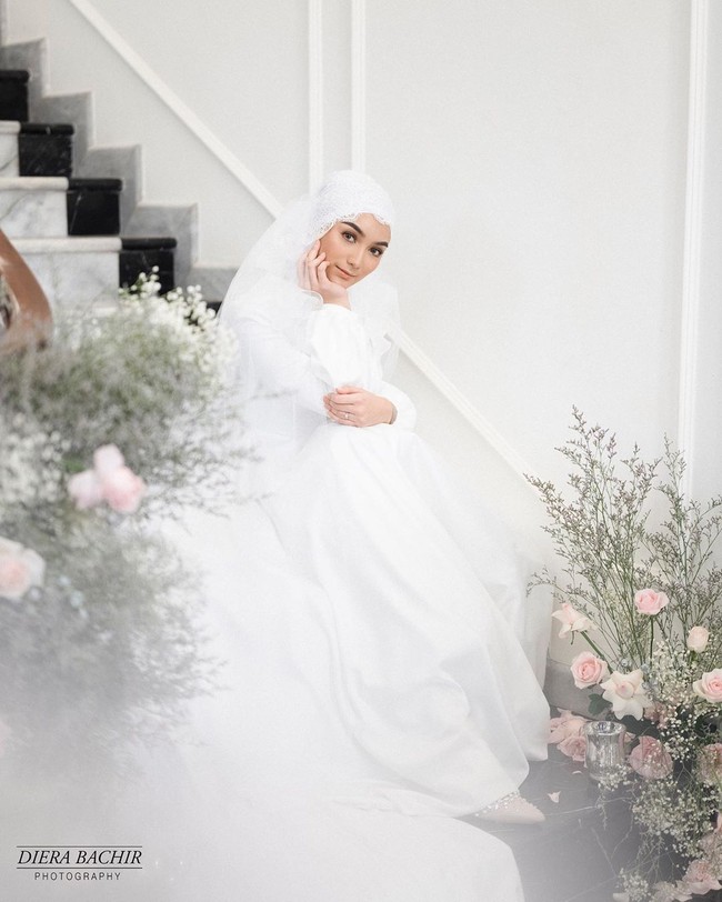 Sebelumnya Citra pun telah mengunggah serangkaian foto yang tampaknya merupakan foto prewedding. Ia tampak cantik menggunakan busana pernikahan. Foto: Instagram