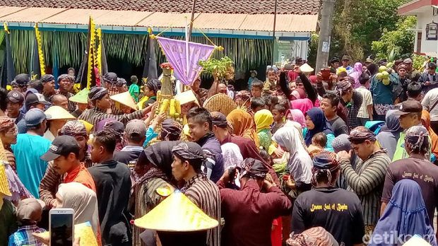 Melihat Gerebek Loano, Tradisi Bersih Desa di Purworejo