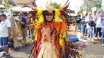 Pamer Kostum Nyentrik Peserta Festival Fly di Sumedang