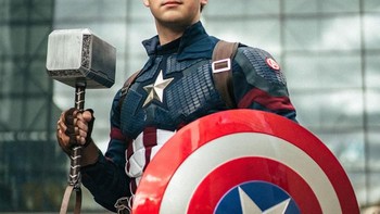 Captain America. Foto: Ali Reza Malik via Bored Panda