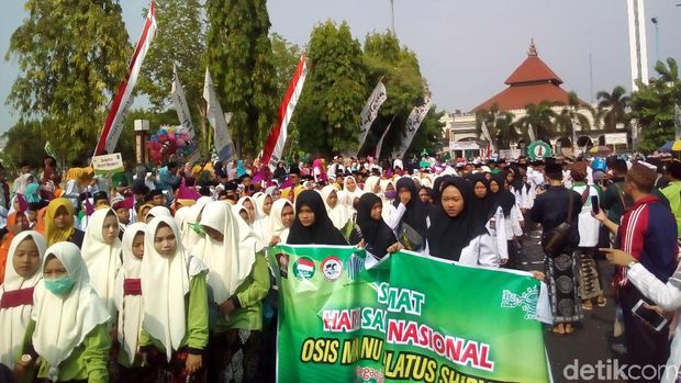 Ada Batik Carnival di Pawai Hari Santri Kelilingi Alun-alun Kudus