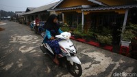 Desa ini merupakan pemekaran dari desa Pulau Tiga pada tahun 2007.