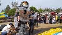 Festival Fly yang digelar di Kampung Toga, Sumedang, Jawa Barat, berlangsung meriah.