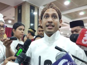 Istana Menimang Tandem Menteri Nadiem