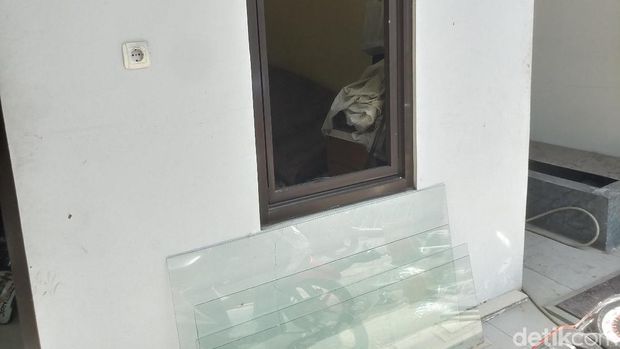Detik-detik Kebrutalan Gerombolan Bermotor Serang SMAN 10 Bandung