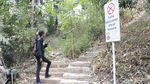 Hutan Keramat di Cimahi, Boleh Masuk tapi Harus Lepas Alas Kaki