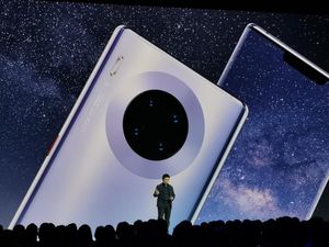 Ponsel Huawei Bakal Punya Aplikasi Google Lagi, Segera!