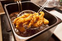 Minyak Mana yang Paling Sehat untuk Menggoreng dan Menumis?