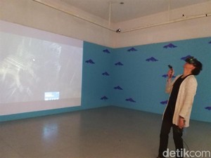 Rasakan Sensasinya! Lihat Karya Seni Pakai VR di Jakarta