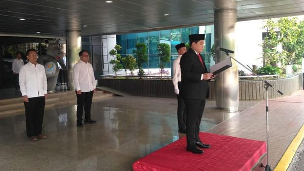 Pagi-pagi, Erick Thohir Pimpin Upacara Sumpah Pemuda