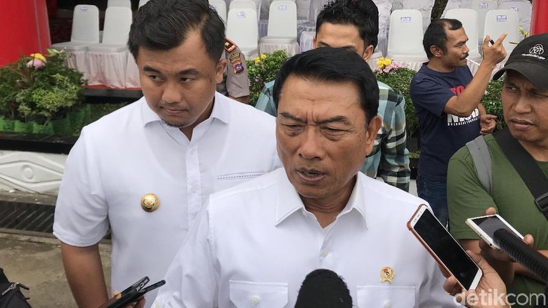 Prabowo Diklaim Tak Ditolak AS, Moeldoko: Kalau Kongres Setuju Apa Salahnya? Prabowo Diklaim Tak Ditolak AS, Moeldoko: Kalau Kongres Setuju Apa Salahnya?