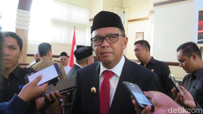 Gubernur Sulsel Minta Persaudaraan Haji Awasi Travel Umrah Bodong