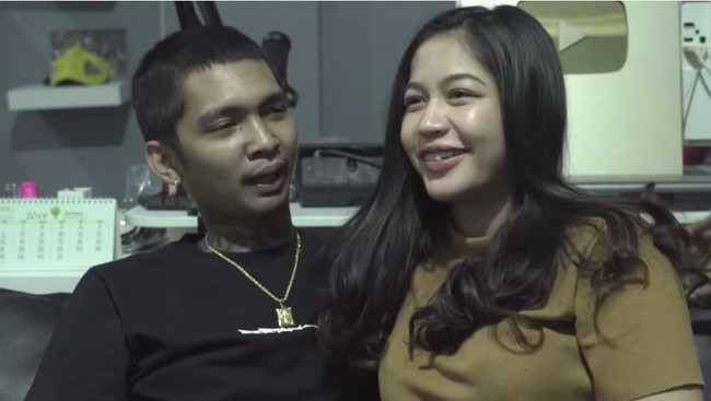 Blak-blakan Young Lex soal Nikahi Eriska yang Sudah Hamil
