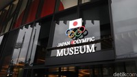 Di seberang stadion ada museum Olimpiade di mana orang bisa melihat sejarah Olimpiade dan melihat obor Olimpiade.