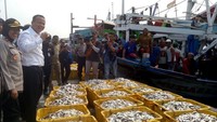 Setelah dari Muara Angke, pukul 14.15 WIB nanti rencananya Edhy juga akan meninjau aktivitas di Pelabuhan Perikanan Samudera (PPS) Nizam Zachman.