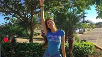 Dia memamerkan kaki jenjangnya saat berkunjung ke Margarita Island, pulau yang berada di Laut Karibia (valentinafiguerm/Instagram)