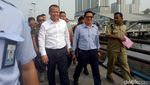 Momen Menteri Kelautan Blusukan Perdana di Muara Angke