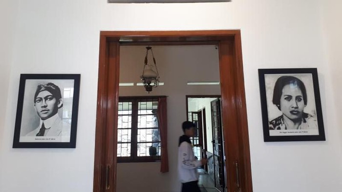 Rumah INggit Granasih di Bandung