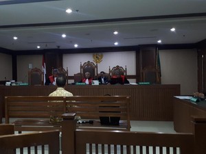 Terbukti Suap Sukiman, Eks Plt Kadis PUPR Pegaf Divonis 1,5 Tahun Bui