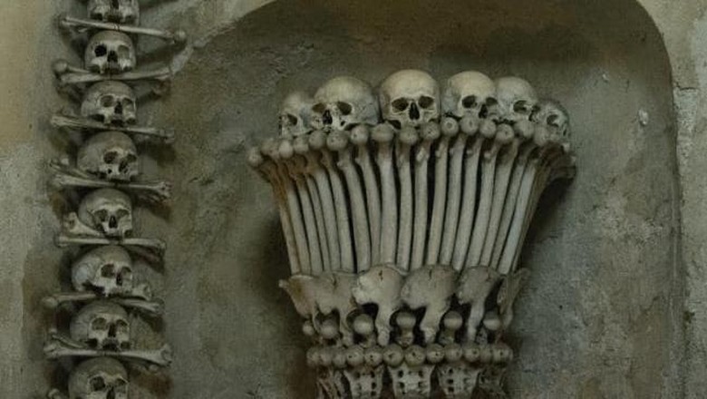 Tulang dan tengkorak manusia di Sedlec Ossuary (Foto: iStock) Tulang dan tengkorak manusia di Sedlec Ossuary (Foto: iStock)