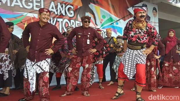 Tari Soreng Meriahkan Peringatan Sumpah Pemuda di Magelang