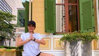 Pemilik sapaan akrab Niki ini lekat dengan kontroversi. Ia termasuk sosok yang blak-blakan membicarakan banyak hal termasuk masalah pribadinya. Foto: Instagram nikitamirzanimawardi_17