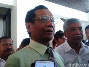 Diminta Mundur Jika Tak Selesaikan Perppu KPK, Mahfud: ICW Itu Siapa?