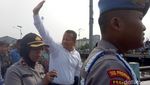 Momen Menteri Kelautan Blusukan Perdana di Muara Angke