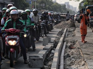 Ceklis Sebelum Berkendara, biar Ingat Nyalakan Lampu Motor