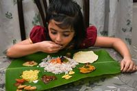 Makan Langsung Pakai Tangan Punya 7 Manfaat Sehat Ini