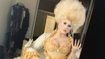 Kostum-kostum Halloween Unik Selebriti Dunia