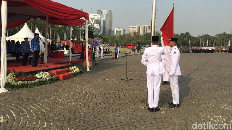 Peringati Hari Sumpah Pemuda, Anies: Untuk Bersatu Perlu Keadilan Peringati Hari Sumpah Pemuda, Anies: Untuk Bersatu Perlu Keadilan