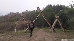Hutan Keramat di Cimahi, Boleh Masuk tapi Harus Lepas Alas Kaki