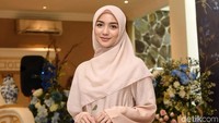 Tak lama lagi dirinya akan menikah dengan Rezky. Citra Kirana berjanji tak akan menutupi kabar bahagia tersebut. Foto: Noel/detikFoto