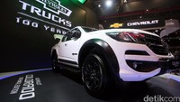 Selain GIIAS 2018, Chevrolet juga meramaikan IIMS 2018 dengan meluncurkan Colorado Centennial edisi terbatas. Peluncuran ini sebagai bentuk merayakan pencapaian 100 tahun Chevrolet Trucks. Rengga Sancaya/detikcom.