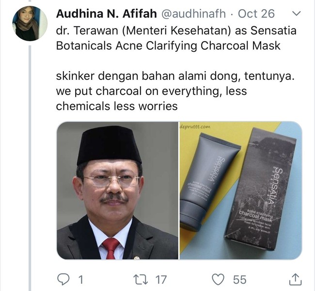 Sekarang giliran menteri kesehatan, dr. Terawan yang disamakan dengan Charcoal Masknya Sensatia. Katanya karena skincare ini terbuat dari bahan-bahan alami, jadi lebih mengurangi kecemasan karena takut nggak cocok di kulit. Gimana menurutmu? Foto: Twitter @audhinafh