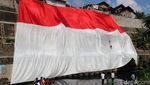 Potret Bendera Merah Putih Raksasa di Peringatan Sumpah Pemuda