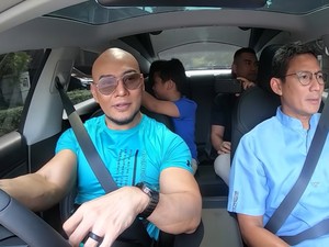 Sandiaga Sudah Cicipi Tesla Duluan di Luar Negeri