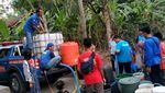 Kekeringan, Tagana Ciamis Distribusikan Air Bersih Pakai Toren