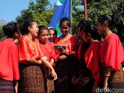 Hore! Akhirnya Pelosok NTT Berlimpah Sinyal