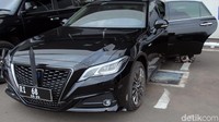 Pemilihan mobil tersebut juga menunjukan niat pemerintah untuk pengembangan kendaraan elektrifikasi di Tanah Air.