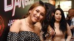 Ayu Ting Ting Pamer Bahu Seksi, Lengannya Ada Tahi Lalat