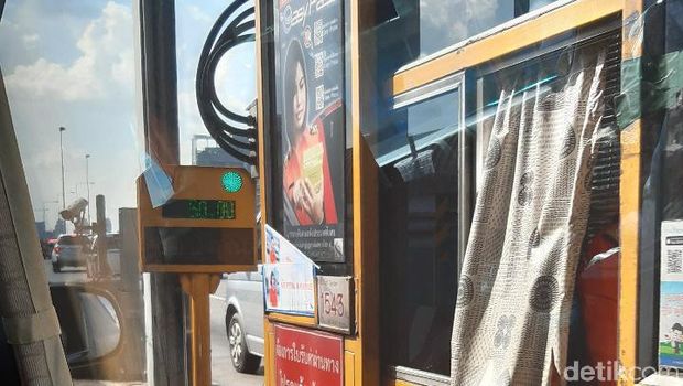 RI Unggul, Bayar Tol di Bangkok Masih Cara 'Jadul'