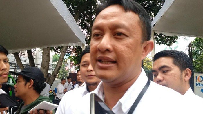 Kepala Badan Kepegawaian, Pendidikan dan Pelatihan Kota Bandung Yayan Ahmad Brilyana